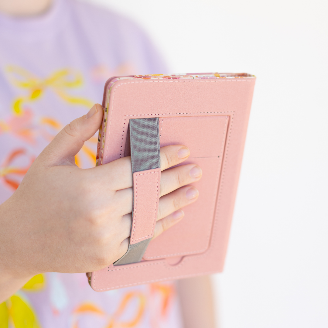 Primrose Petals Kindle Case: Kindle Paperwhite (11th Generation)