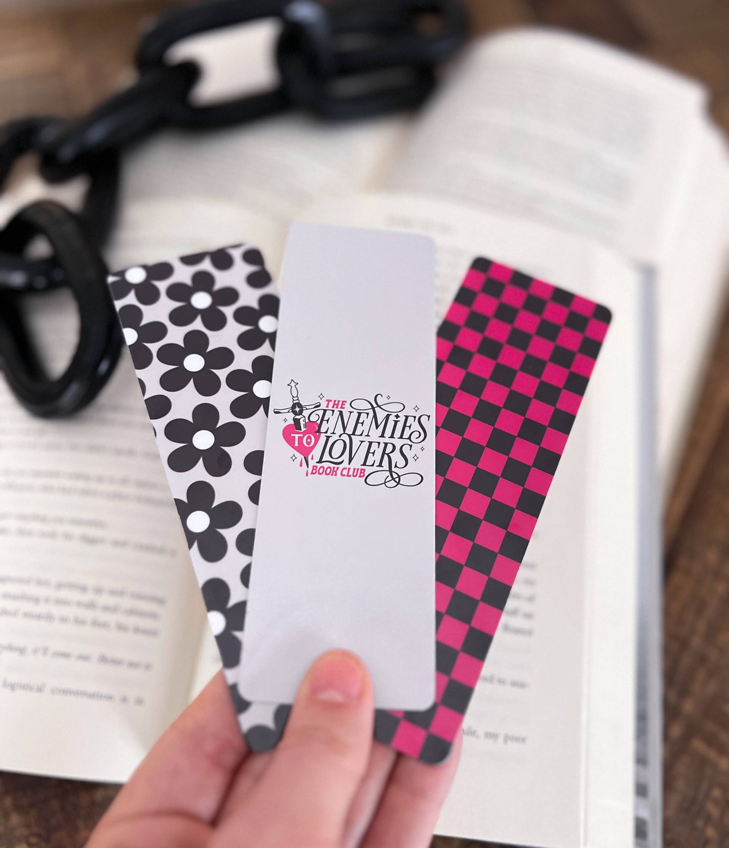 Enemies to Lovers Bookmark Set: Enemies to Lovers / Glossy - Laminated