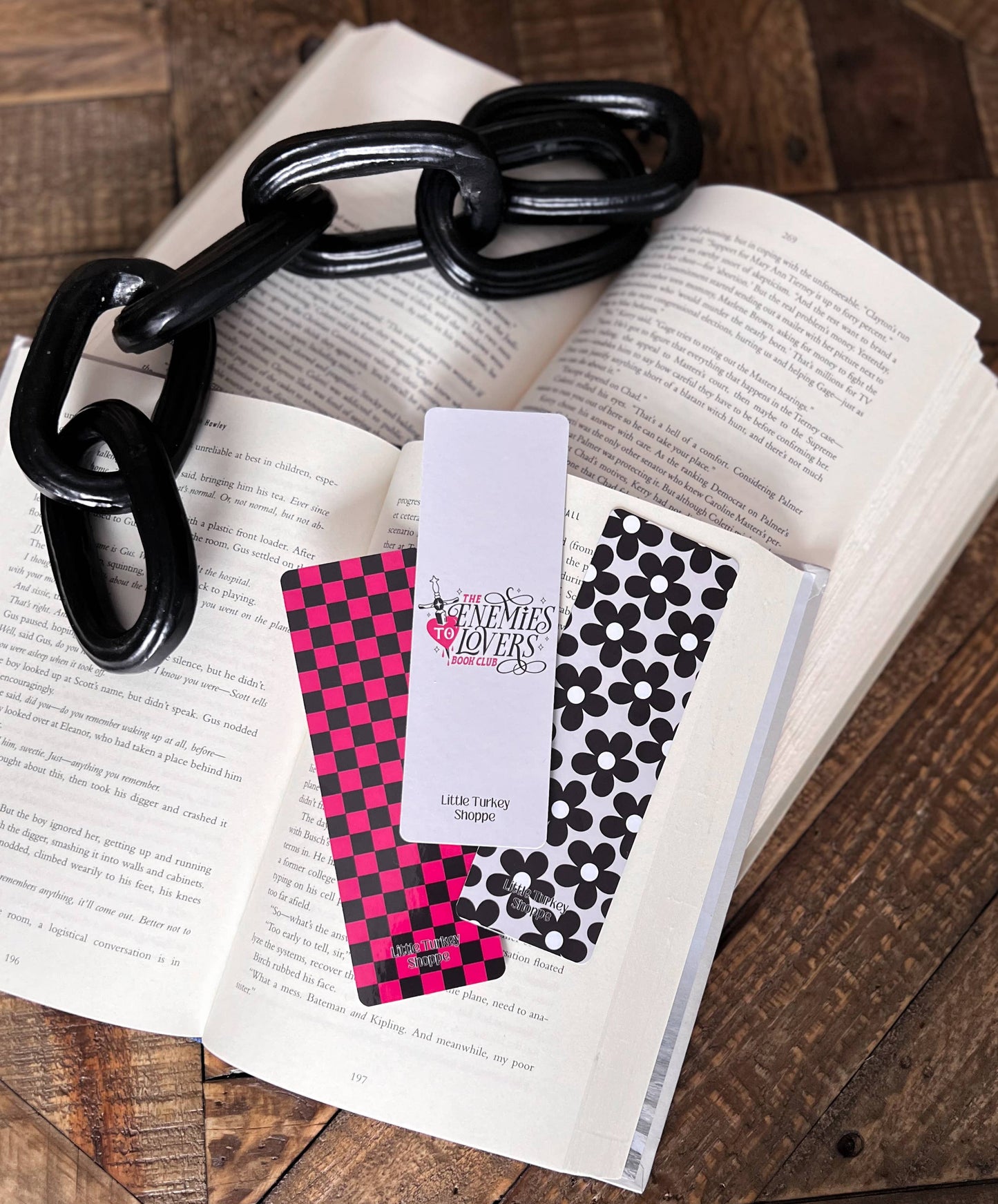 Enemies to Lovers Bookmark Set: Enemies to Lovers / Glossy - Laminated