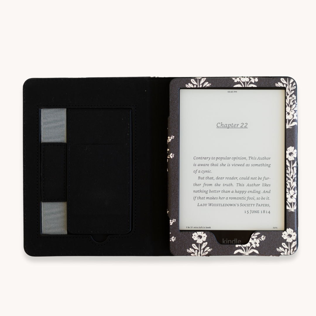 Midnight Damask Kindle Case: Kindle Paperwhite (12th Generation)