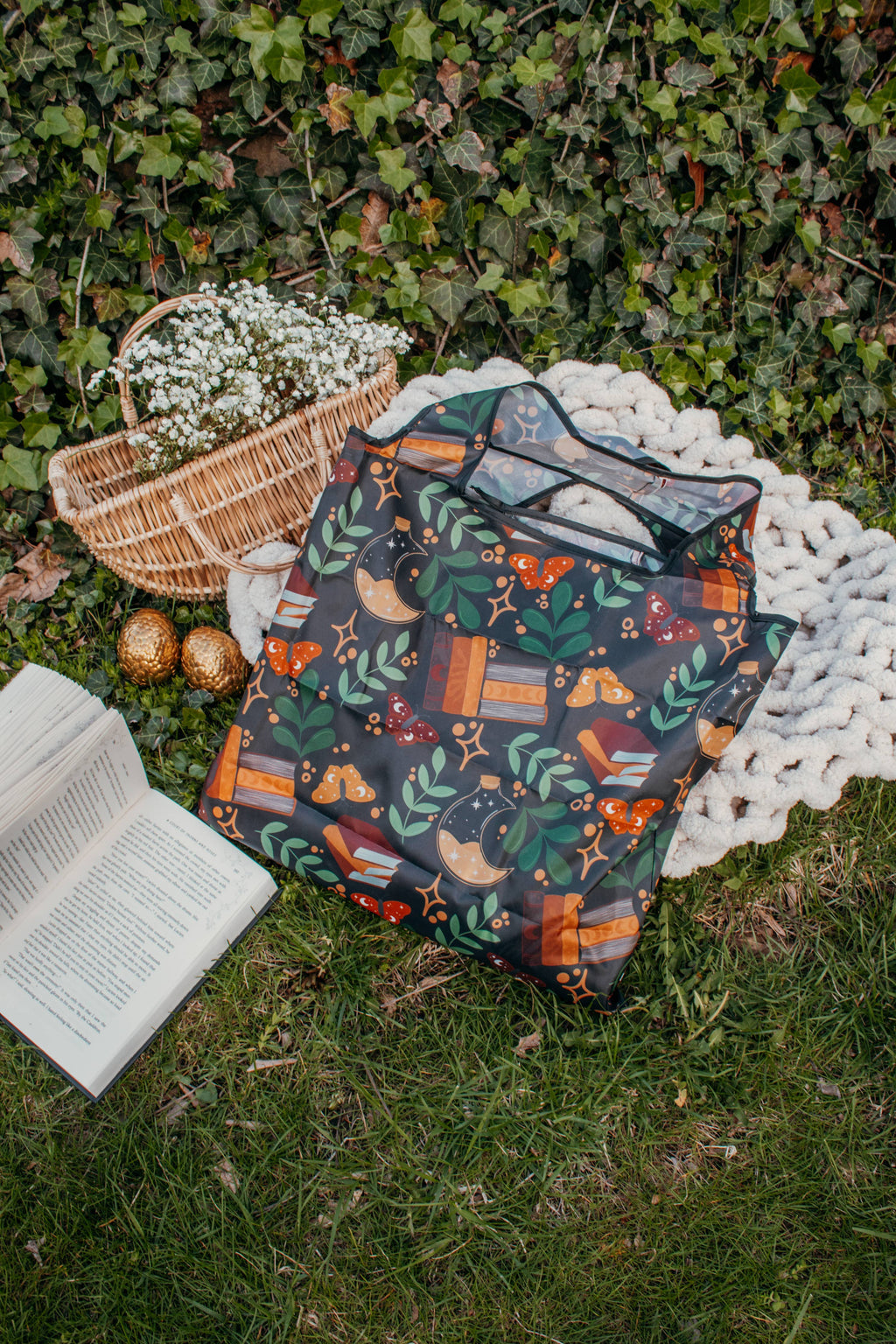 Burgundy Books | Reusable Bookish Foldable Grocery Tote Bag