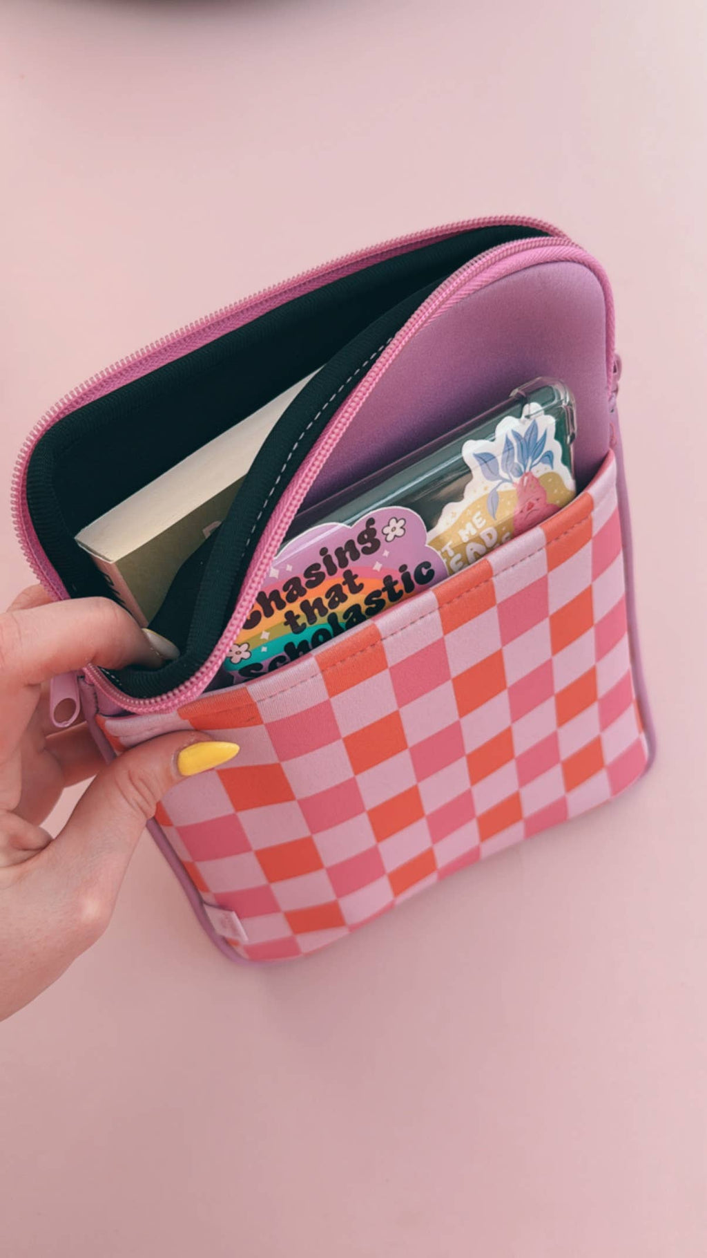 Checker Zipper Book and Kindle/E-Reader Sleeve