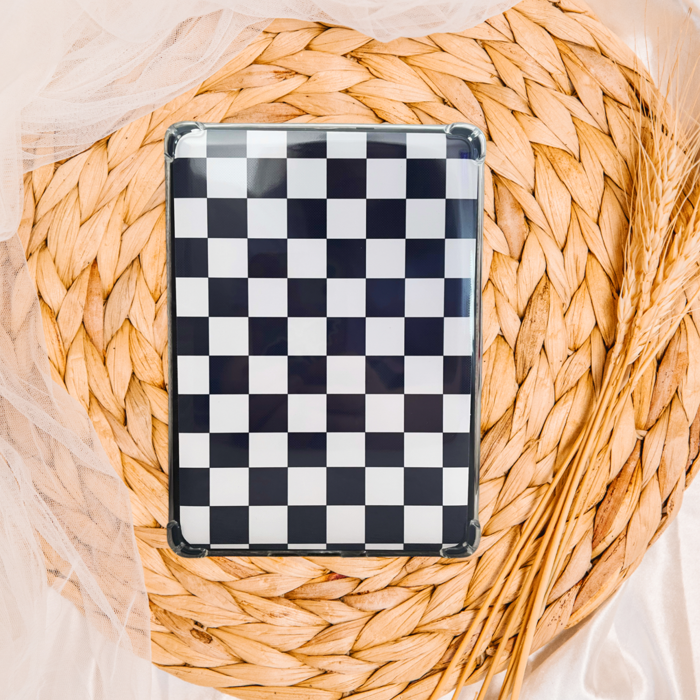 Checkered Clear Case Kindle Inserts for Book Lovers: Green