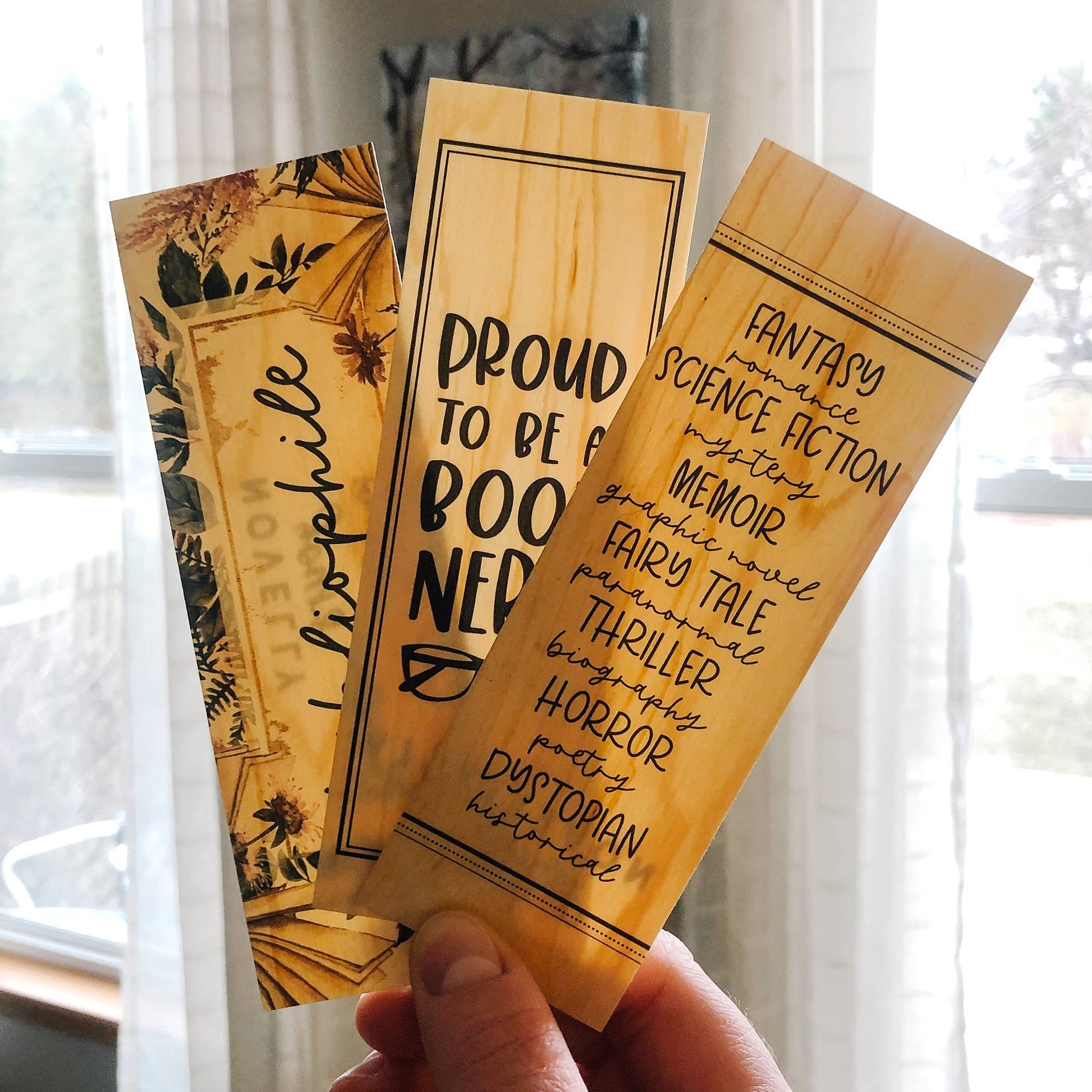 Bibliophile woodmark | Book lover's wooden bookmark
